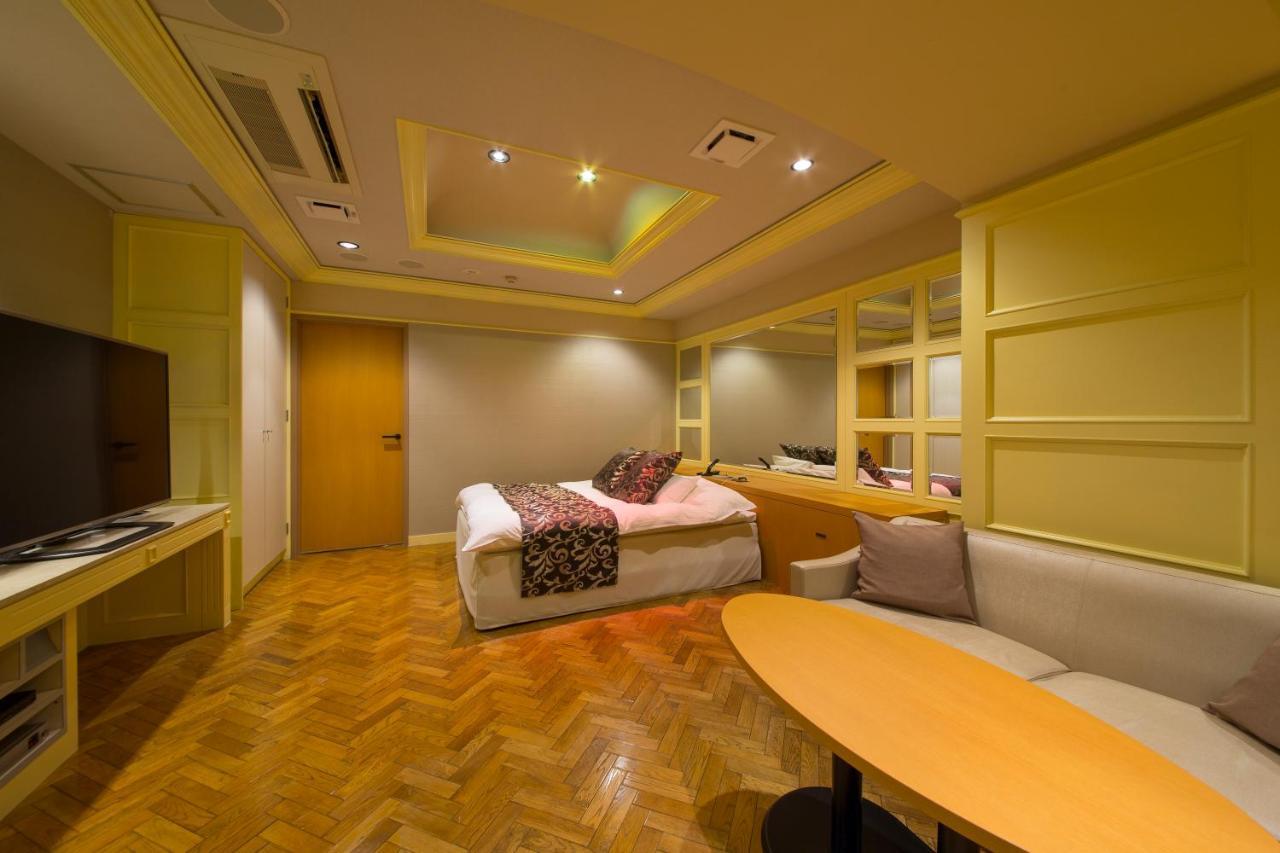 ホテル ベニ ウエスト 大人専用 Osaca Exterior foto